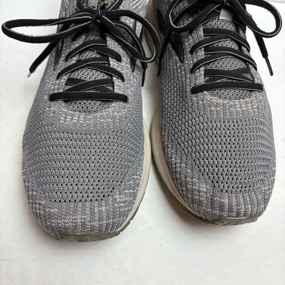 Brooks Men's Gray Running Shoes Revel 3 size 13 - Picture 3 of 14